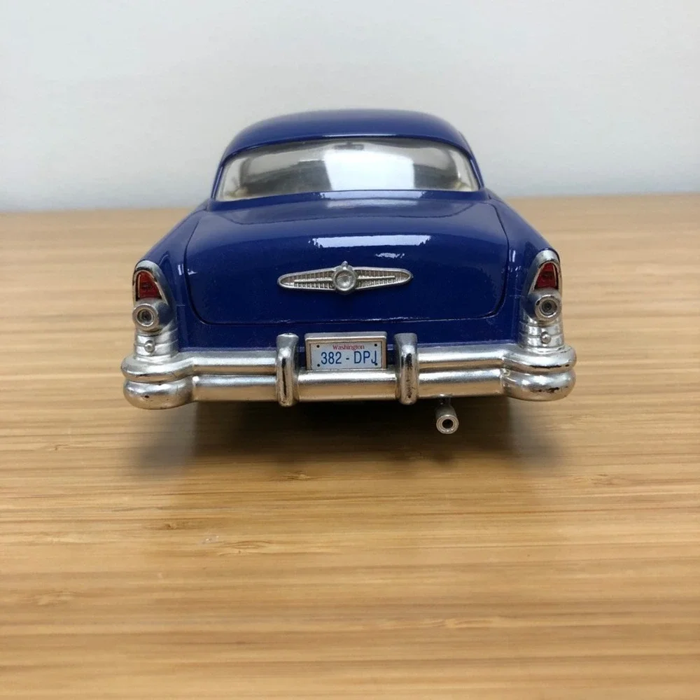 Mira 1955 Buick Century 1:18 Scale Model Blue Diecast Spain Vintage Collectible